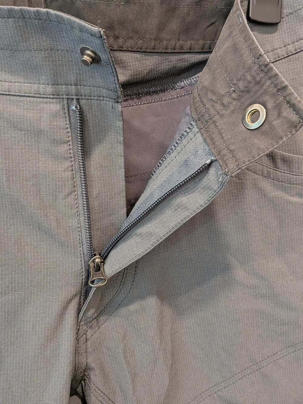 Kuhl Cargo Shorts 36 Silencr Kargo Gray carbon Lightweight softshell stretch UV